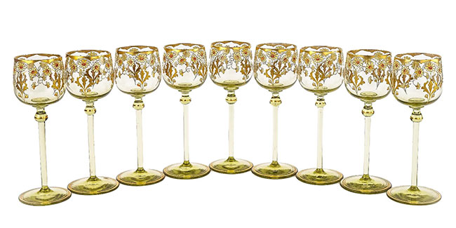 Goblets with Daisies